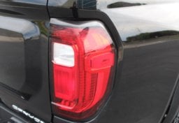 2024 GMC Canyon. 4x4 Denali - Thumbnail 23