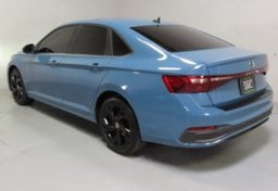 2025 Volkswagen Jetta SE - Thumbnail 7