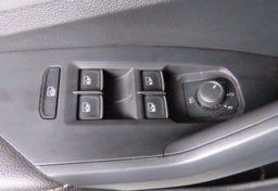 2025 Volkswagen Jetta SE - Thumbnail 30