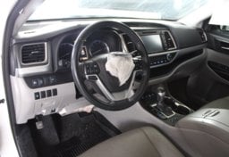 2018 Toyota Highlander AWD XLE - Thumbnail 28