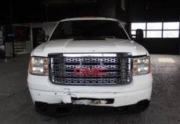 2013 GMC Sierra 3500HD 4x4 Denali - Thumbnail 11