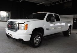 2013 GMC Sierra 3500HD 4x4 Denali - Thumbnail 2