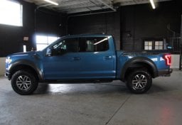 2019 Ford F-150 Raptor - Thumbnail 11