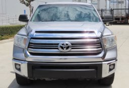 2016 Toyota Tundra SR5 - Thumbnail 10
