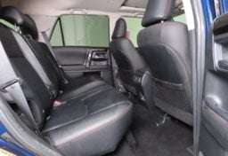 2023 Toyota 4Runner TRD Off-Road Premium - Thumbnail 4