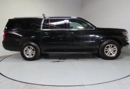 2016 Chevrolet Suburban LS - Thumbnail 6