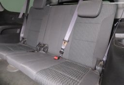 2016 Chevrolet Suburban LS - Thumbnail 19