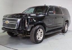 2016 Chevrolet Suburban LS - Thumbnail 4