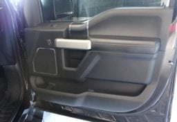 2020 Ford F-150 Lariat - Thumbnail 35