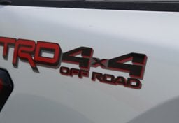 2023 Toyota Tundra Limited - Thumbnail 31