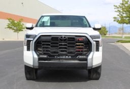 2023 Toyota Tundra Limited - Thumbnail 15