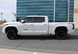 2023 Toyota Tundra Limited - Thumbnail 11