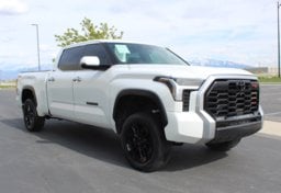 2023 Toyota Tundra Limited - Thumbnail 5