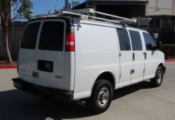 2020 GMC Savana - Thumbnail 12
