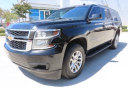 2019 Chevrolet Suburban - Thumbnail 4
