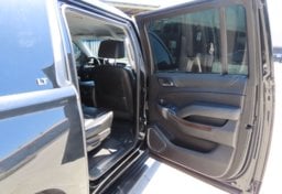 2019 Chevrolet Suburban - Thumbnail 19