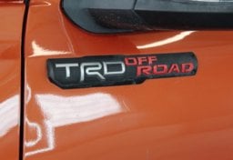 2018 Toyota Tacoma TRD Off-Road - Thumbnail 22