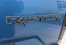 2019 Ford F-150 Raptor - Thumbnail 22