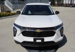 2025 Chevrolet Trax - Thumbnail 12
