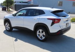 2025 Chevrolet Trax - Thumbnail 8