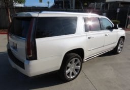 2016 Cadillac Escalade ESV Premium Collection - Thumbnail 9
