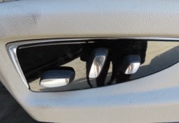 2016 Cadillac Escalade ESV Premium Collection - Thumbnail 30