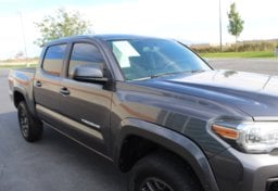 2017 Toyota Tacoma - Thumbnail 16