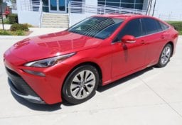 2022 Toyota Mirai - Thumbnail 2