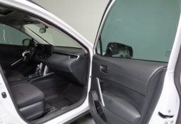 2025 Toyota Corolla Cross LE - Thumbnail 21