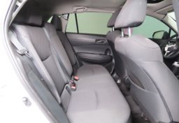 2025 Toyota Corolla Cross LE - Thumbnail 25