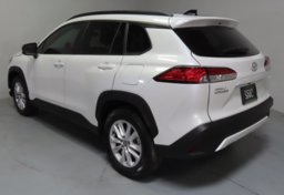 2025 Toyota Corolla Cross LE - Thumbnail 8
