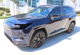2026 Toyota RAV4 SE - Thumbnail 2