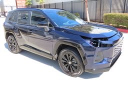 2026 Toyota RAV4 SE - Thumbnail 1
