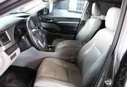 2016 Toyota Highlander AWD XLE - Thumbnail 29
