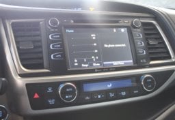 2016 Toyota Highlander AWD XLE - Thumbnail 13