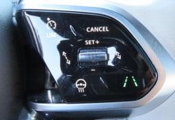2024 Jaguar XF R-Dynamic SE - Thumbnail 29