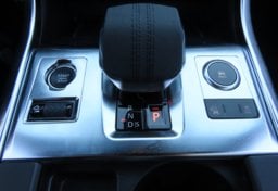2024 Jaguar XF R-Dynamic SE - Thumbnail 19