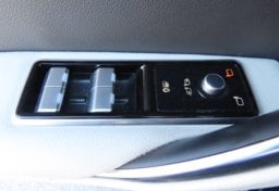 2024 Jaguar XF R-Dynamic SE - Thumbnail 33