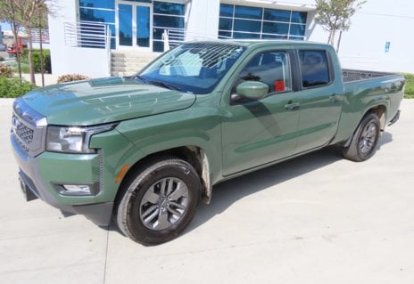 Picture of 2025 Nissan Frontier SV