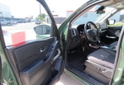 2025 Nissan Frontier SV - Thumbnail 20