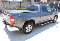 2017 Toyota Tundra SR5 - Thumbnail 9