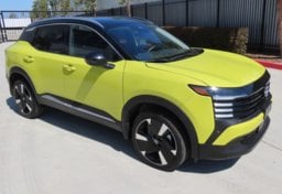 2025 Nissan Kicks SR - Thumbnail 1