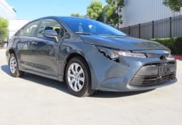 2026 Toyota Corolla LE - Thumbnail 4