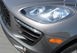 2015 Porsche Macan S AWD - Thumbnail 26