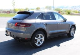 2015 Porsche Macan S AWD - Thumbnail 9