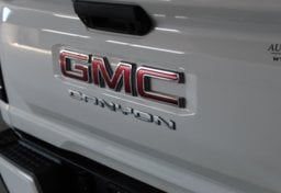 2024 GMC Canyon - Thumbnail 24