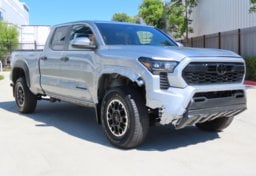 2026 Toyota Tacoma TRD Off-Road - Thumbnail 3