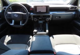 2026 Toyota Tacoma TRD Off-Road - Thumbnail 32