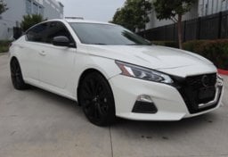 2022 Nissan Altima - Thumbnail 4