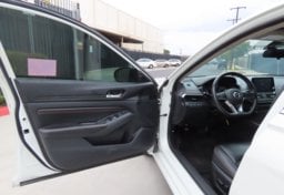 2022 Nissan Altima - Thumbnail 16